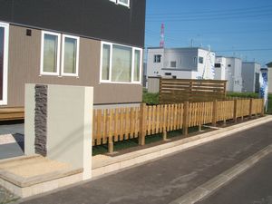 木製フェンス